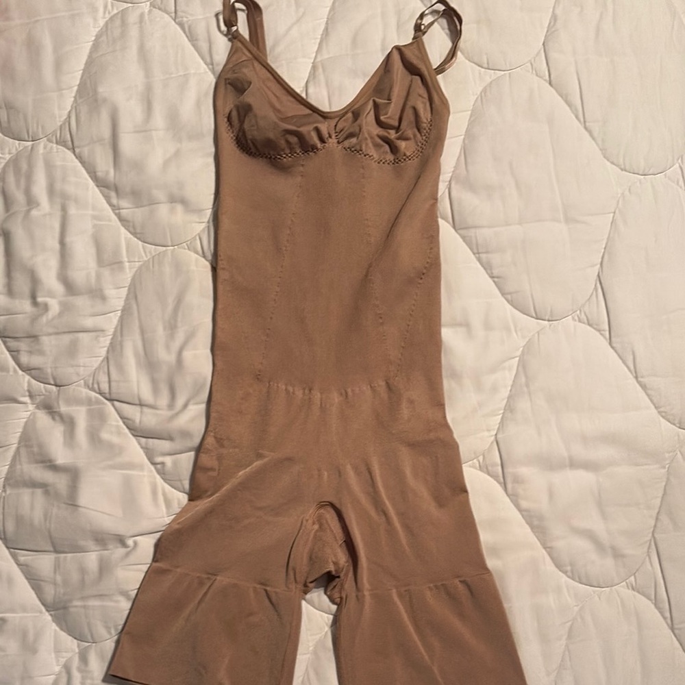 Seamless Longline Strong Compression Bodyshaper E… - image 1